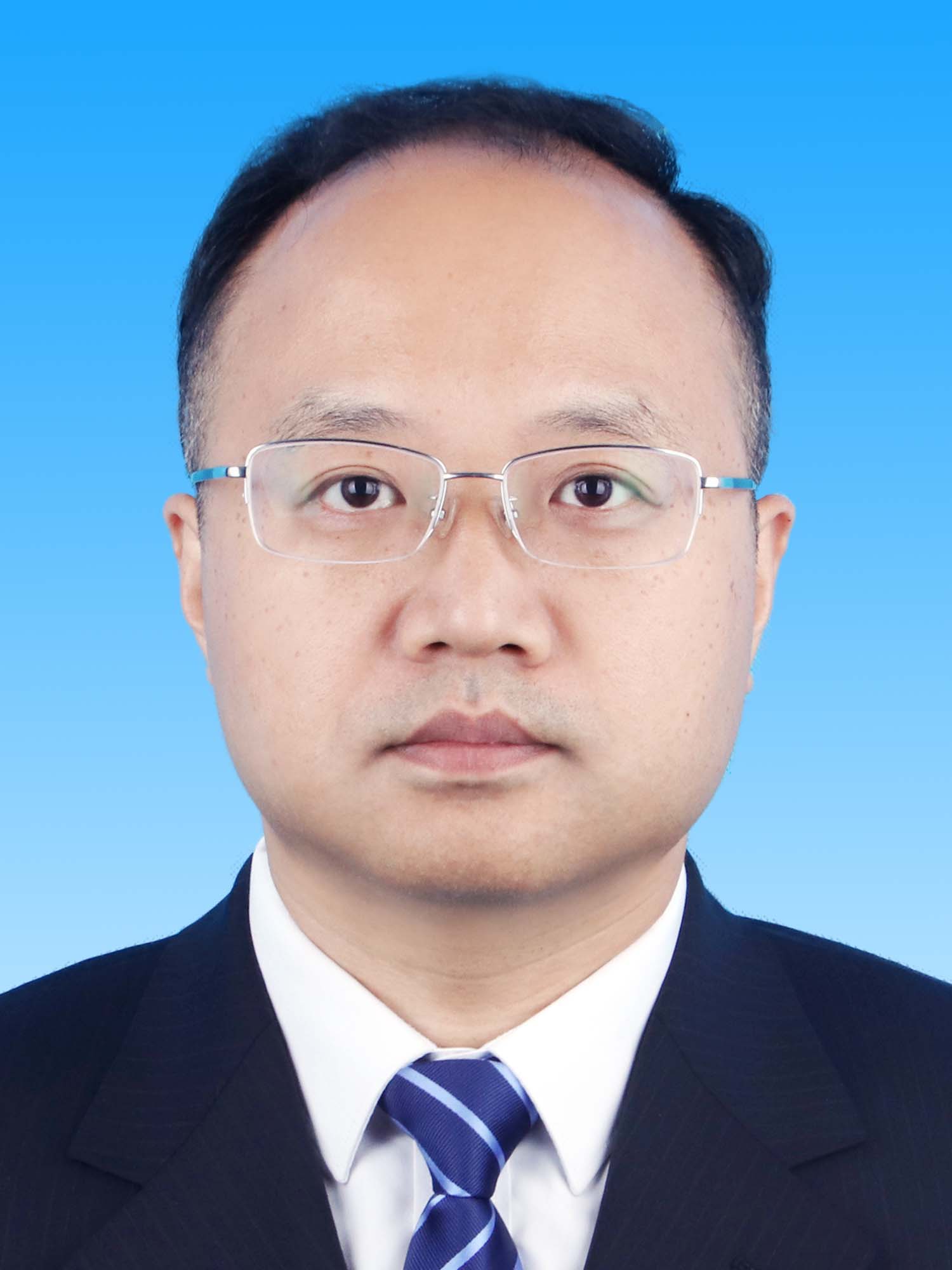 张恒