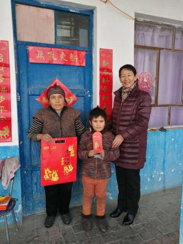 2、师工会党组成员、副主席沈玉芝和他的亲戚们 (2)