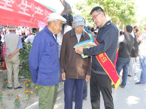 六十八团司法所开展安全生产普法宣传活动图片2