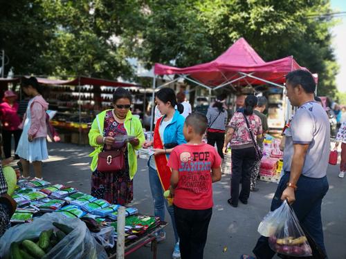 71团利用巴扎日开展集中宣传