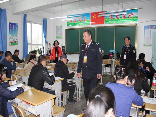 第四师可克达拉市司法局举办师市行政执法资格综合法律知识考试_副本