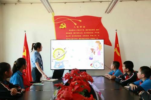 霍城垦区检察院开展“携手关爱，共护明天”检察开放日活动（3）