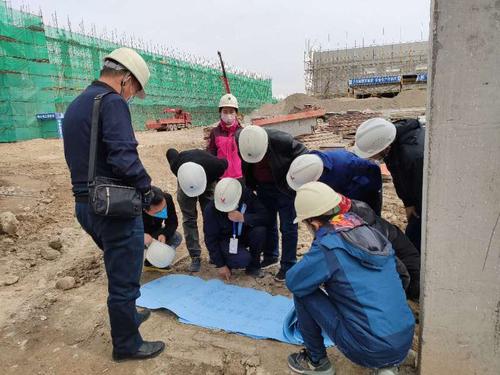 师市住建局检查工地消防安全