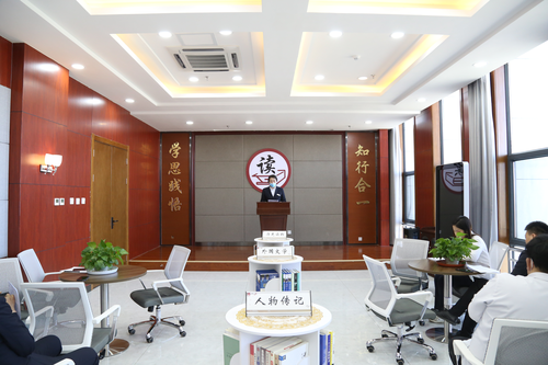 师市政务办举办“世界读书日”读书分享会2