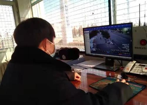 警察叔叔的帮助