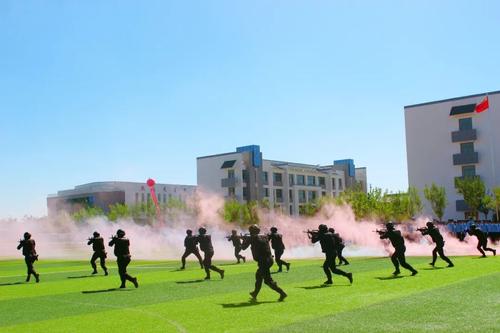 号角后